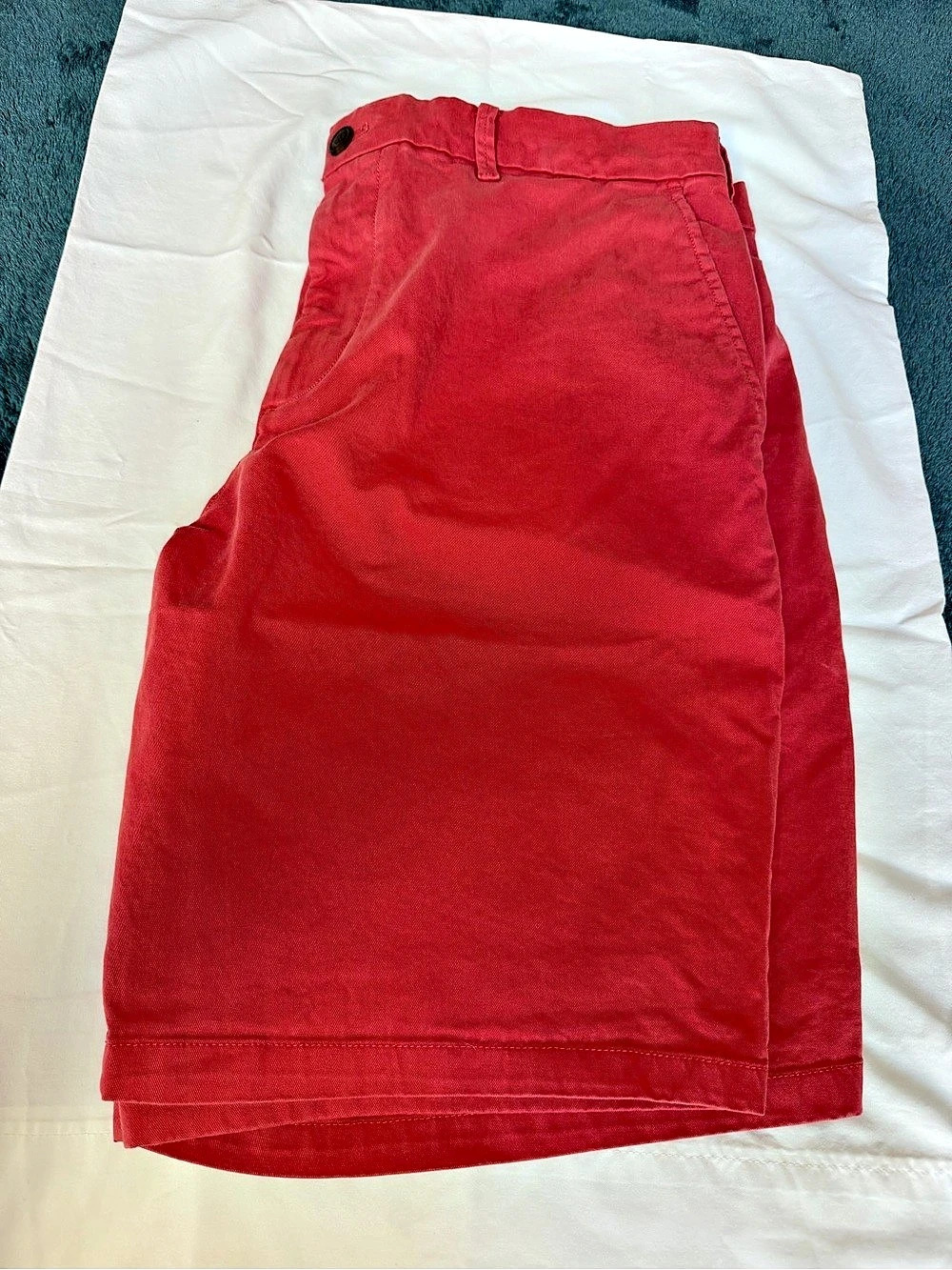 Gap 10" Short Bermuda Shorts in Red